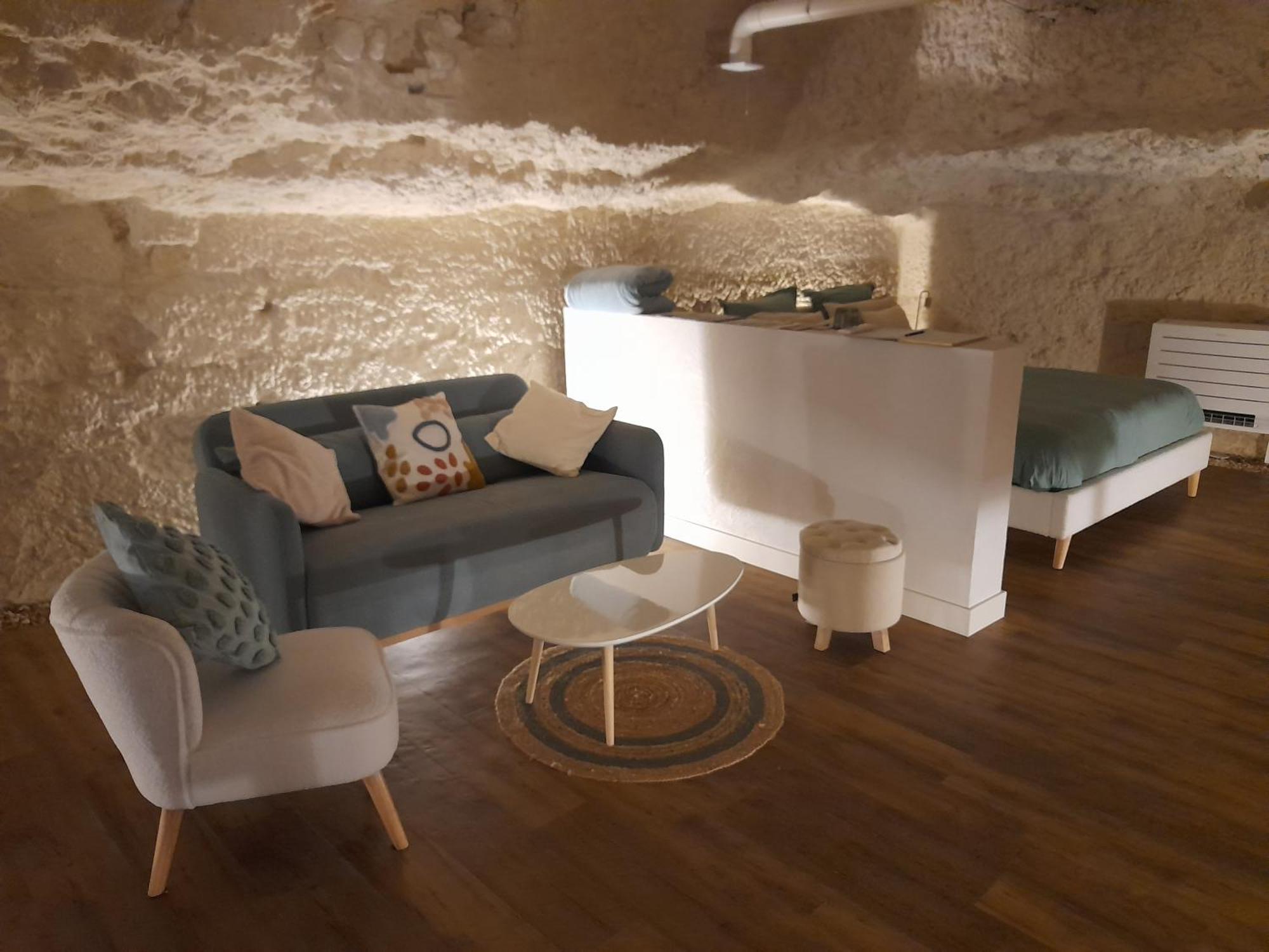 La Grotte Du Bonheur Apartment Cangey Ngoại thất bức ảnh