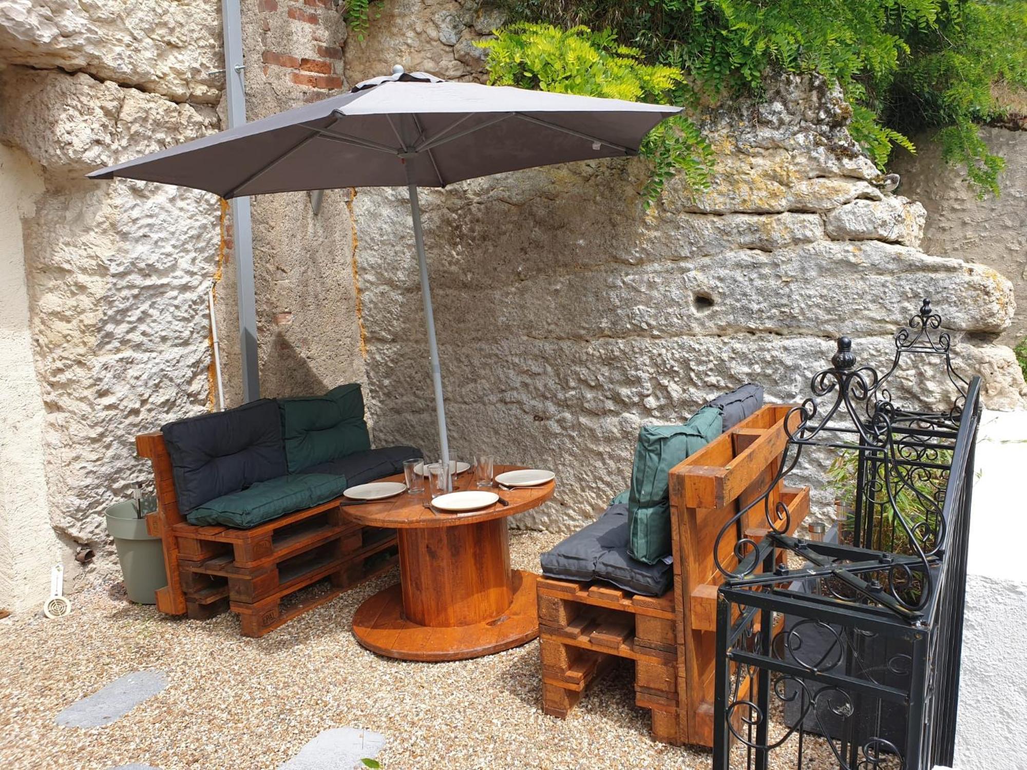 La Grotte Du Bonheur Apartment Cangey Ngoại thất bức ảnh