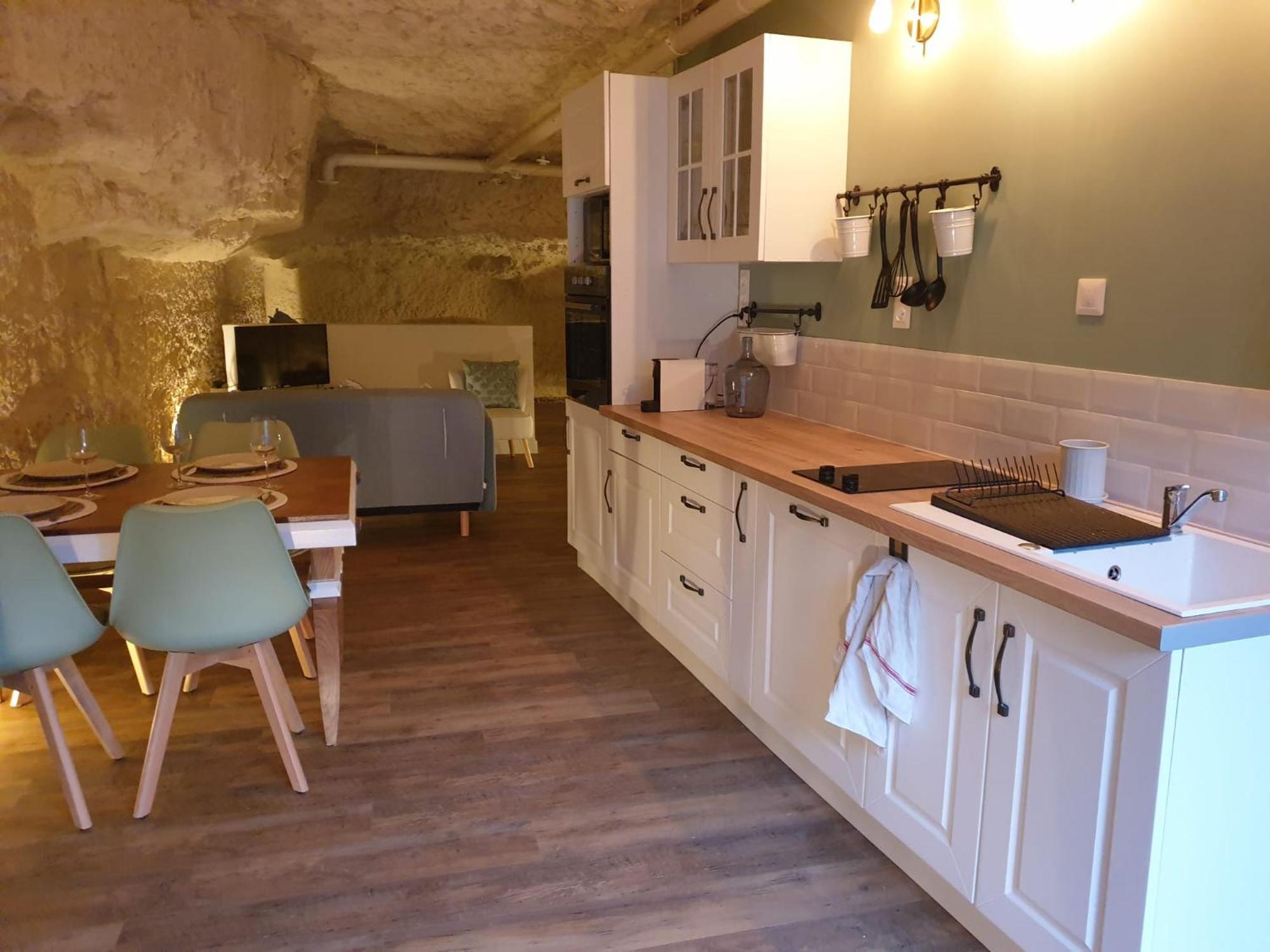 La Grotte Du Bonheur Apartment Cangey Ngoại thất bức ảnh